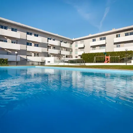 Pink Apartment - Spacious Apartment With Pool Viana do Castelo Exterior photo