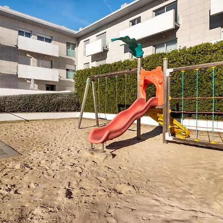 Pink Apartment - Spacious Apartment With Pool Viana do Castelo Exterior photo